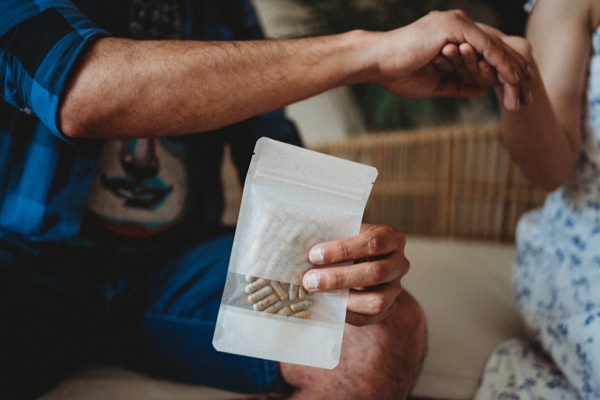 Natural supplements for men's health and vitality